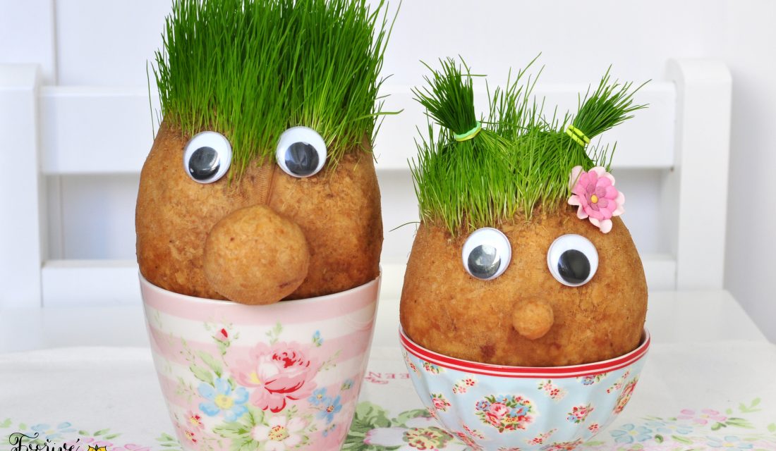 Velikonoční travní panáčci