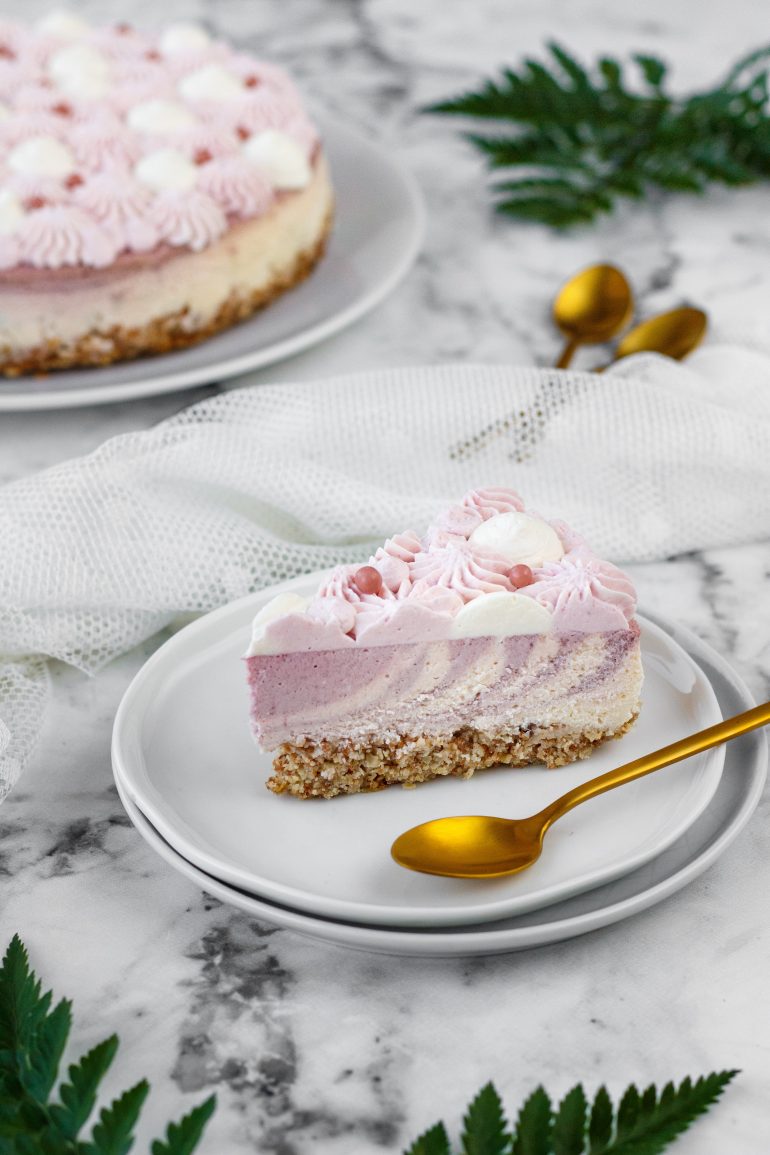 malinový cheesecake